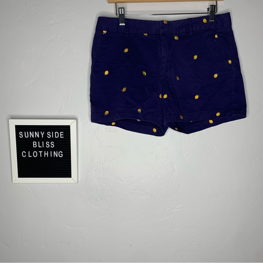 Jones & Co Navy Blue Lemon Embroidered Shorts Women’s Size 8 Summer Cute